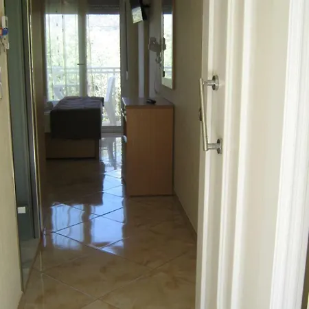 Venetia Apartment